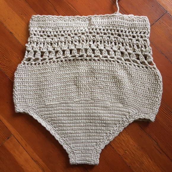 High Waist Crochet Bikini Set - Picture 4 of 4